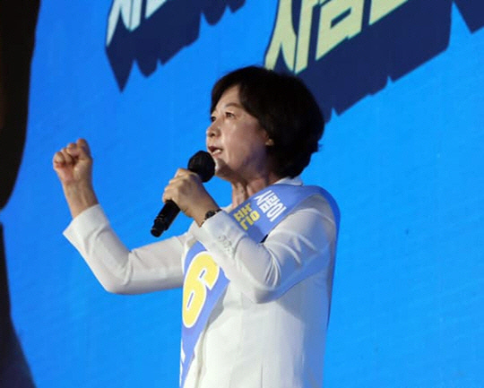 지난 2021년 9월 더불어민주당 제20대 대통령후보 경선에 출마했을 당시의 추미애 전 당대표(전 법무부 장관).<추미애 전 국회의원 페이스북 사진>